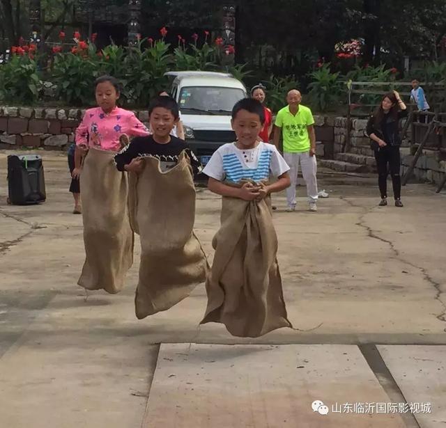 临沂国际影视城第八届板栗文化节，免费板栗等你捡